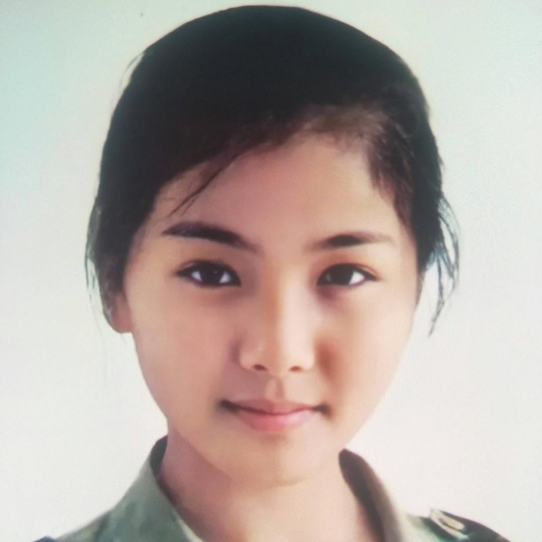 小黄爱小鸡