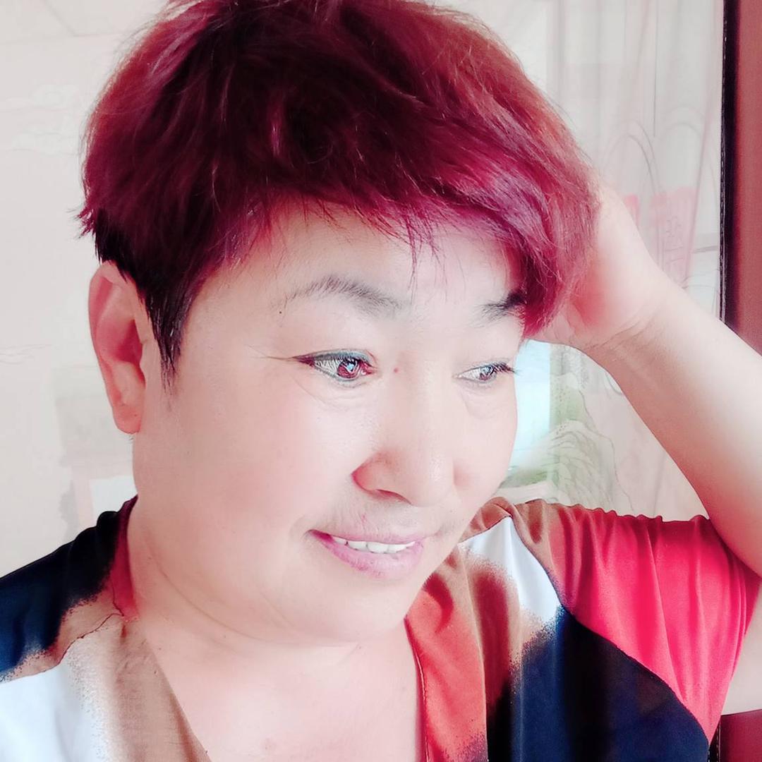 嘚瑟三姐