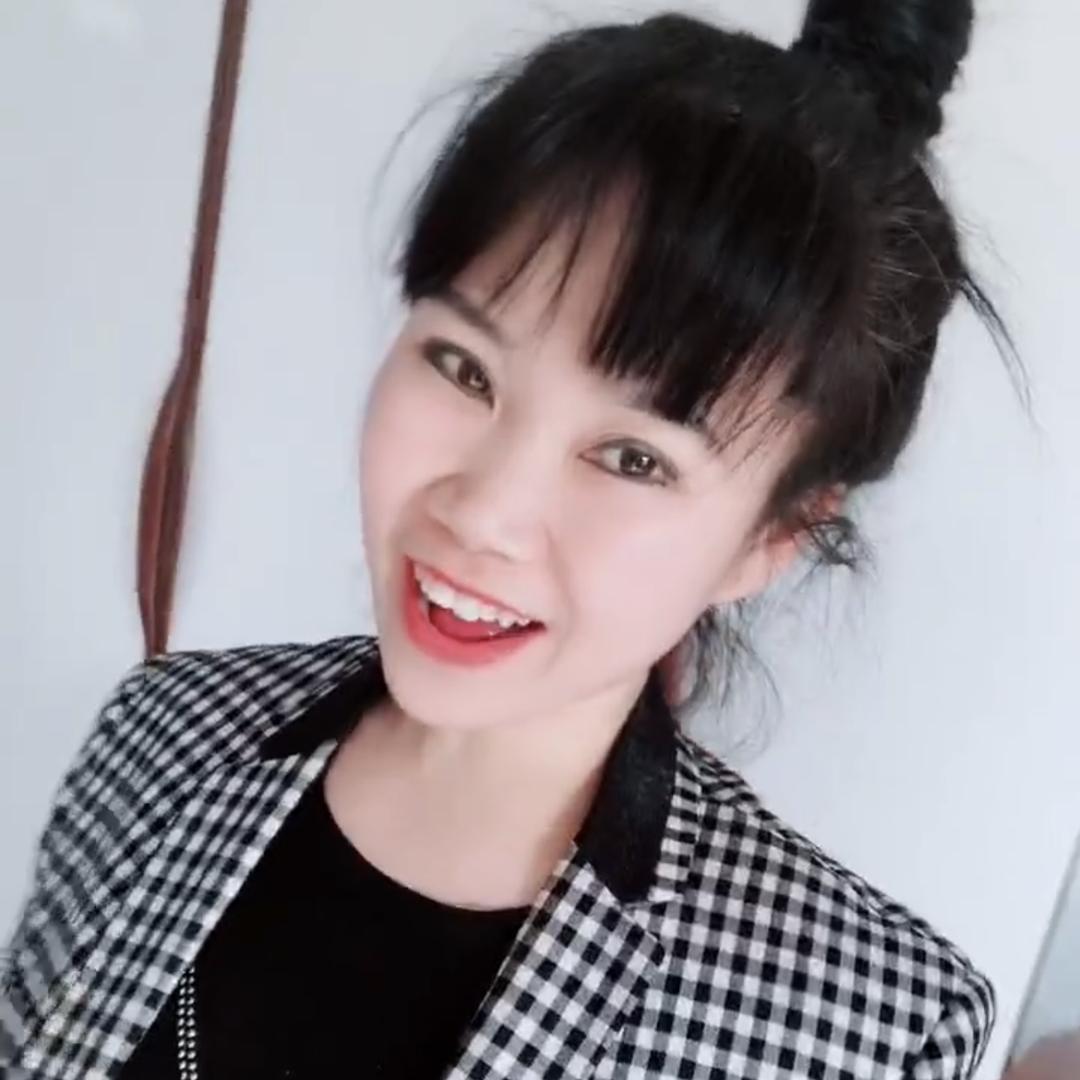 迷人的小媳妇