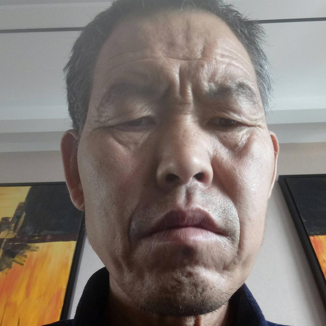 李生红\