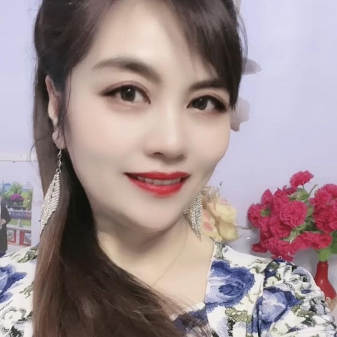 芳妹🌻（晚七点四十）