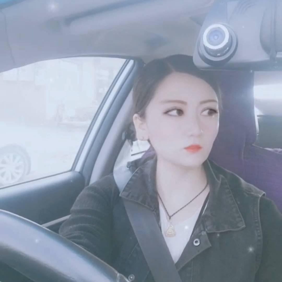 敏敏1987