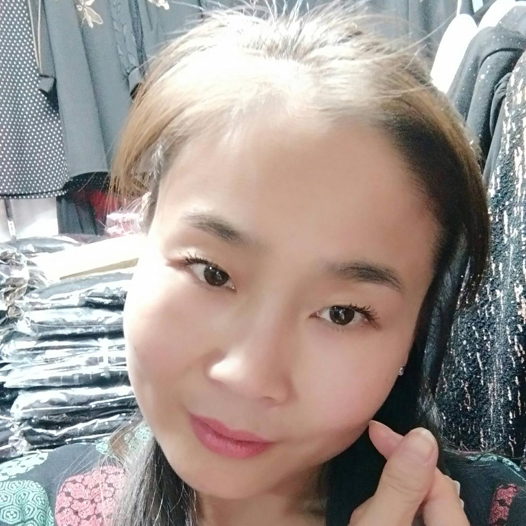 娜娜美衣服装服饰
