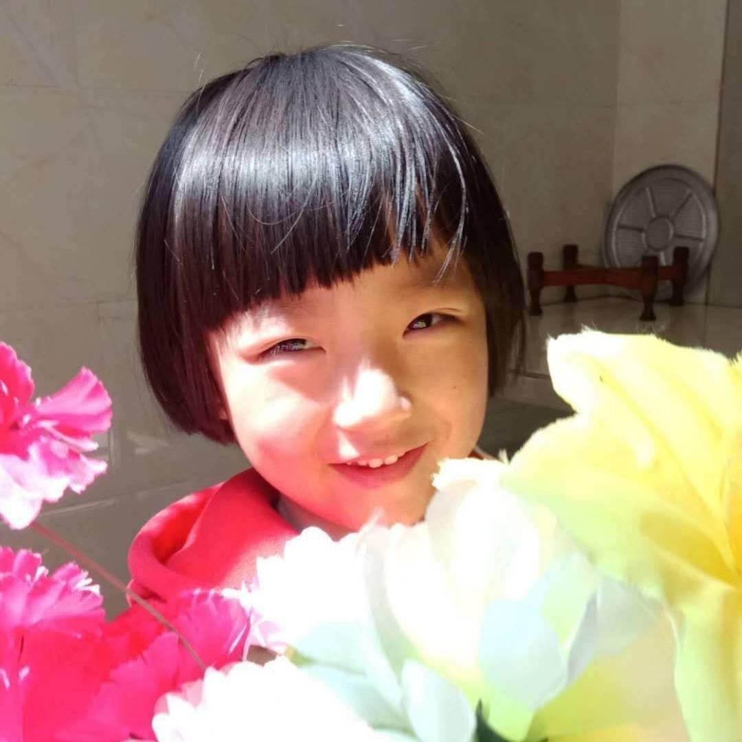 李美琼