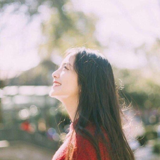 卖卸扣的小姐姐