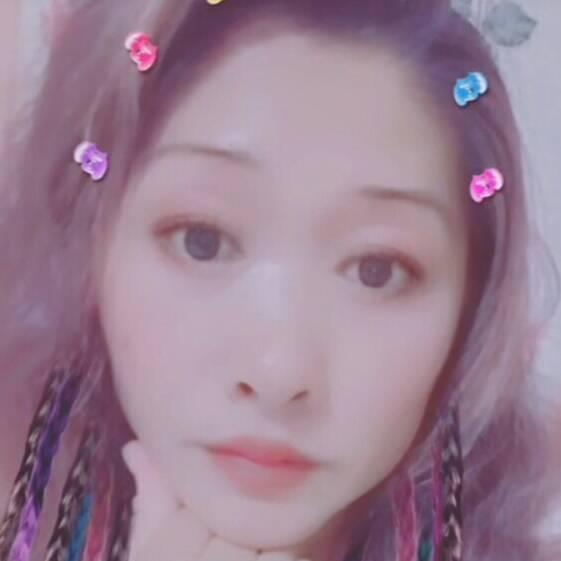 水中望月︎☾.˖