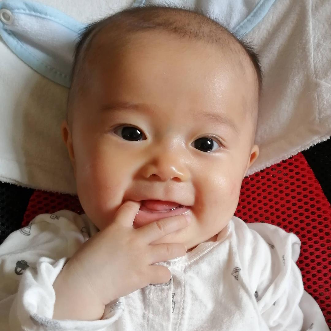 妈咪宝贝