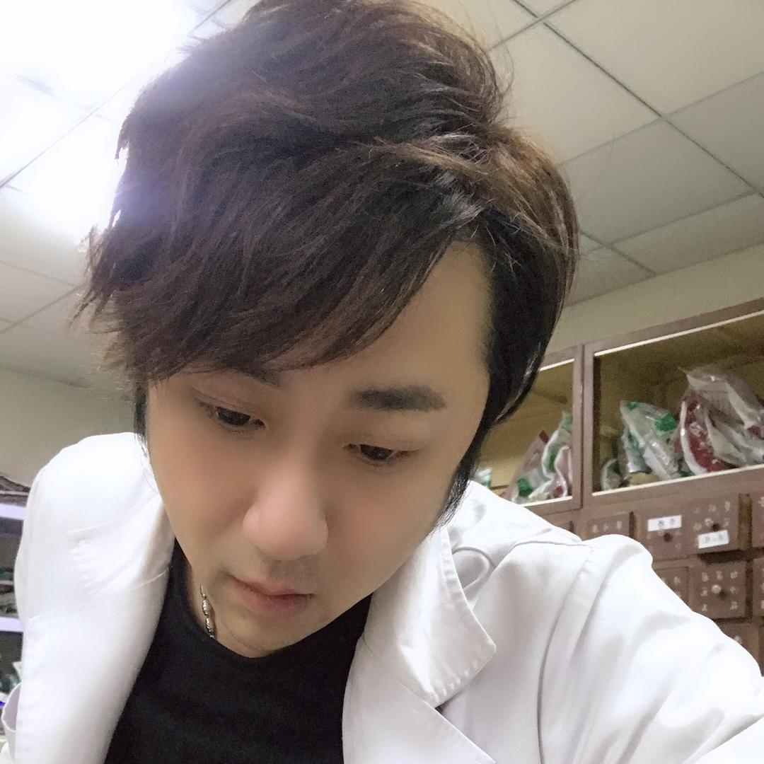 李教授（李叫兽，驻津住市里打脏办男嘉宾）