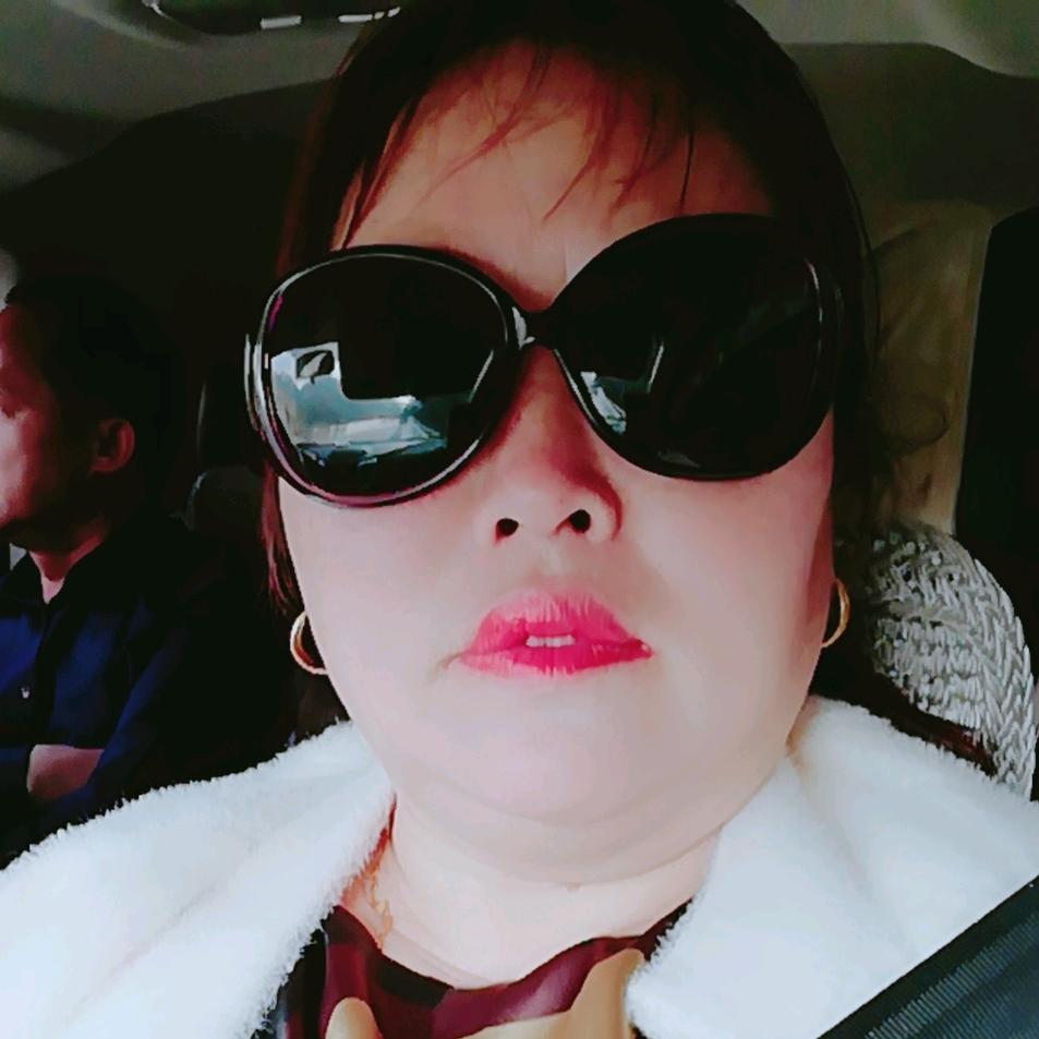 开心果是个聊天主播