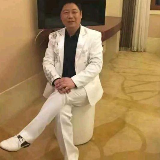 雷哥
