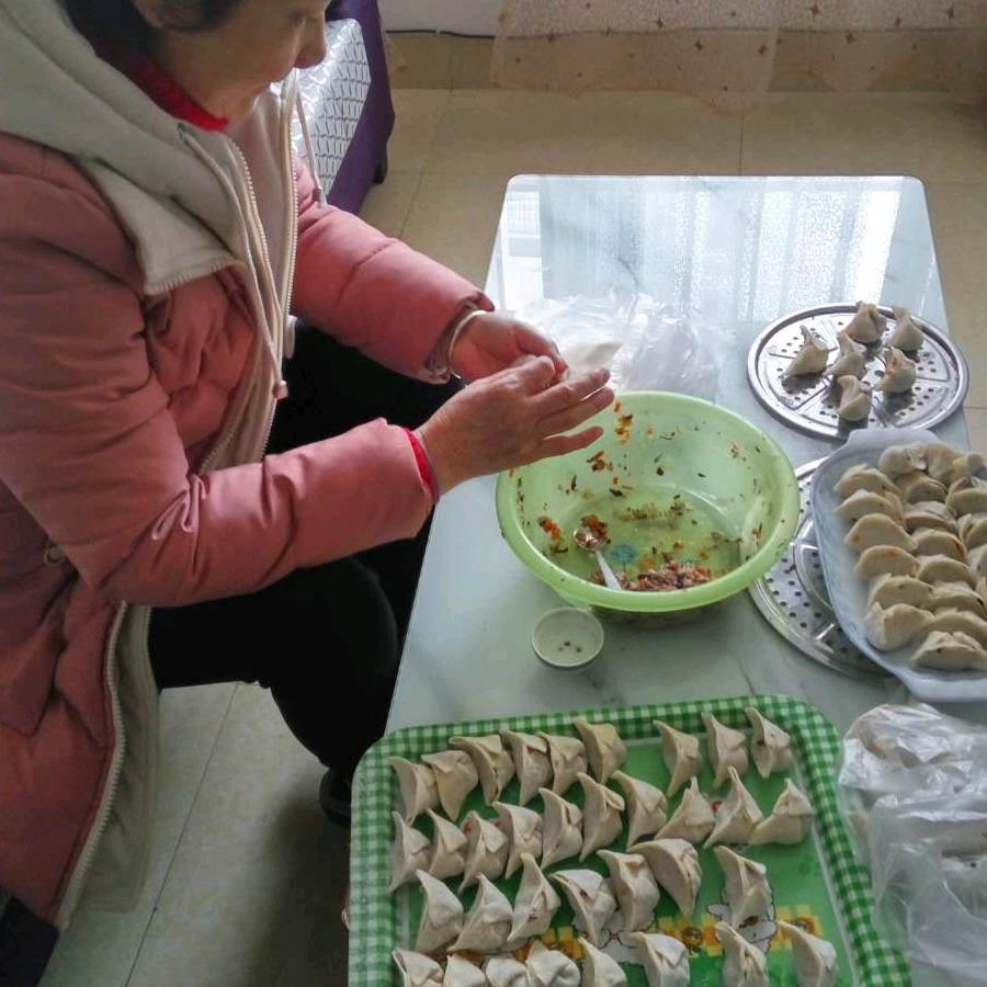 用户3864382927864山不转水转