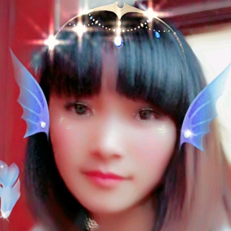 曾菲