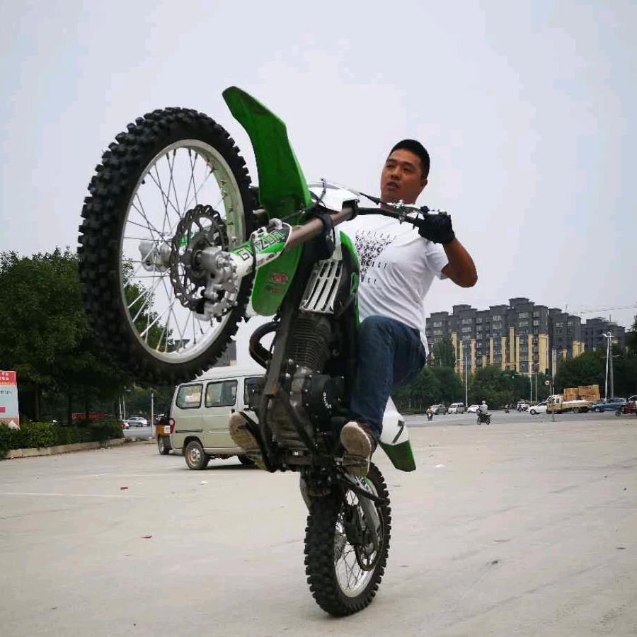 团长  吊车出租