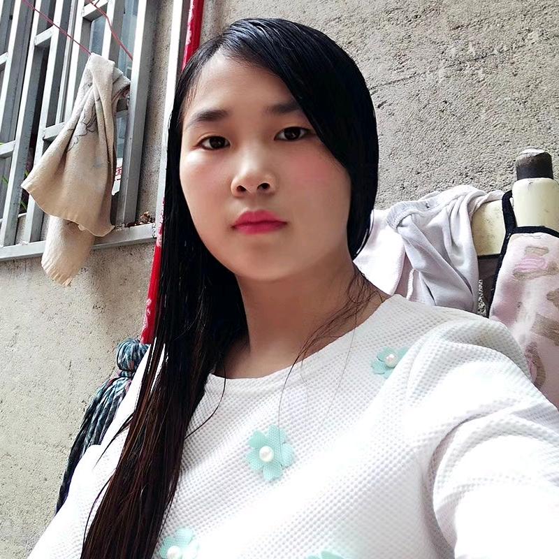 卖菜的小姐姐，