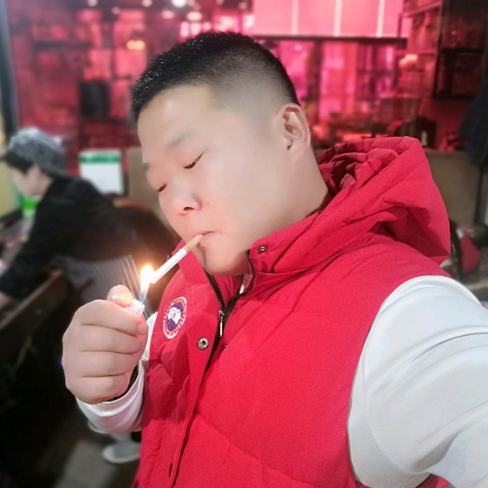 一根小牙签