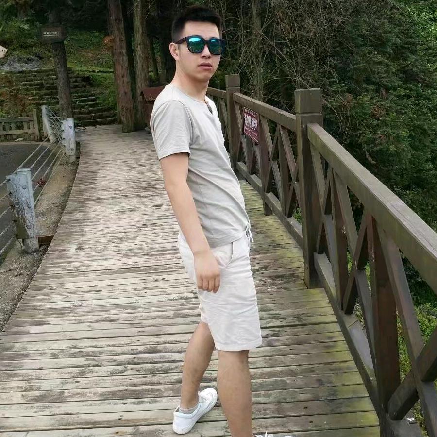 晨少爱生活