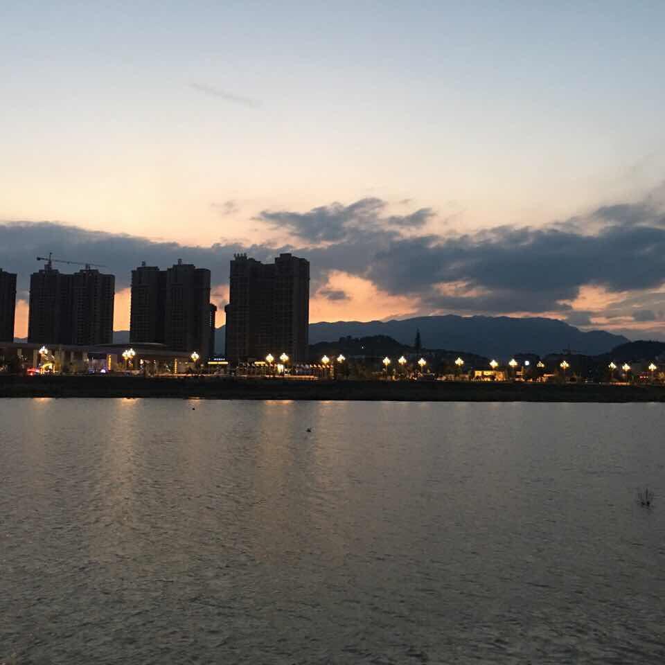 致我们终将逝去的青春