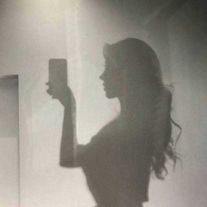 默👑