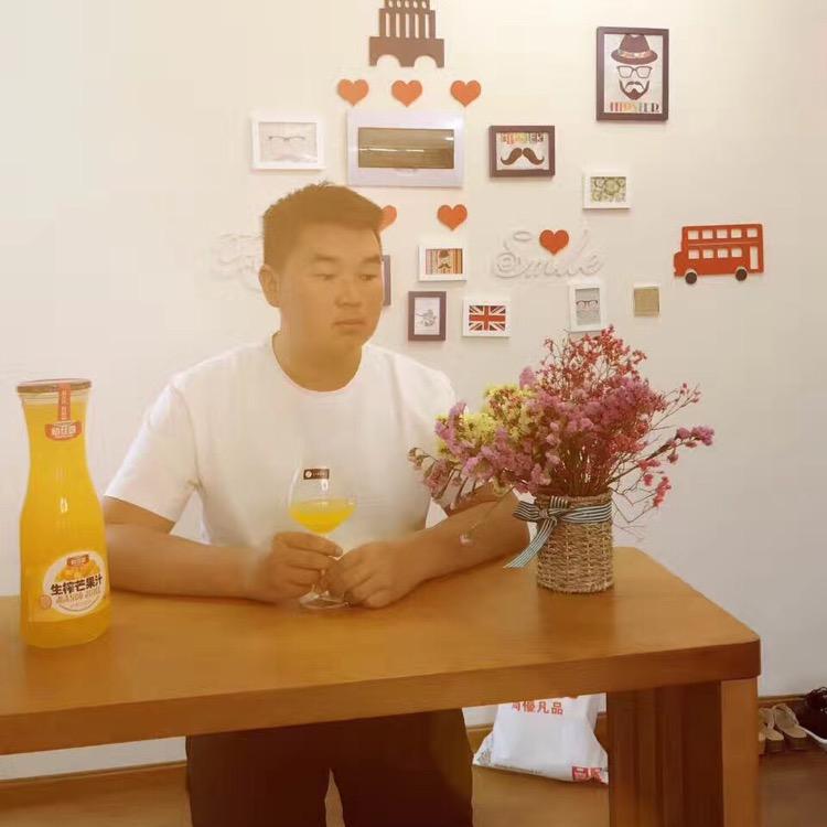 保山喜欢房子的小亮亮