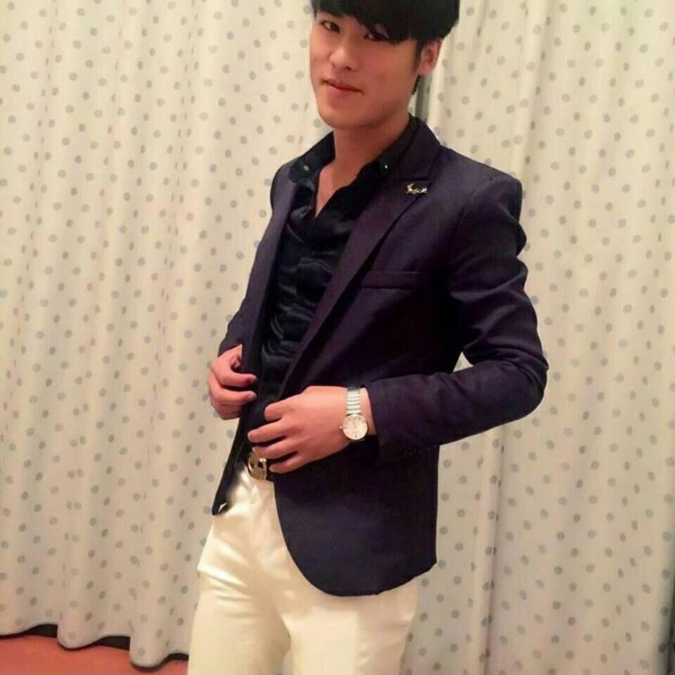 名艺爵形象设计