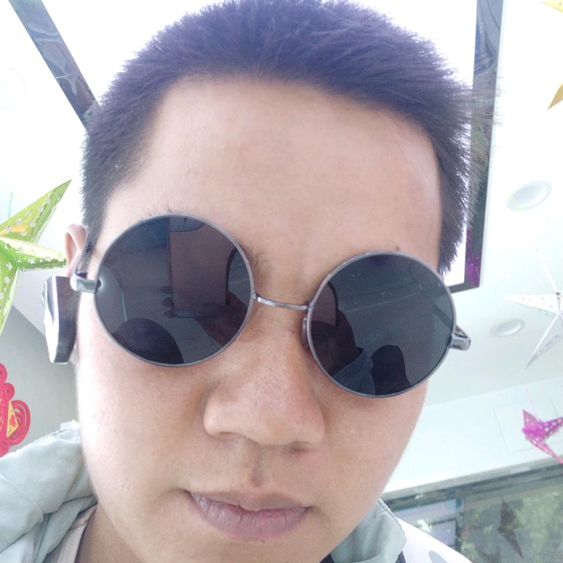 八零后小伙子，闷声发大财