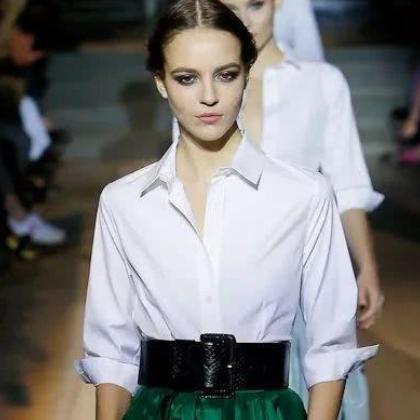 濪