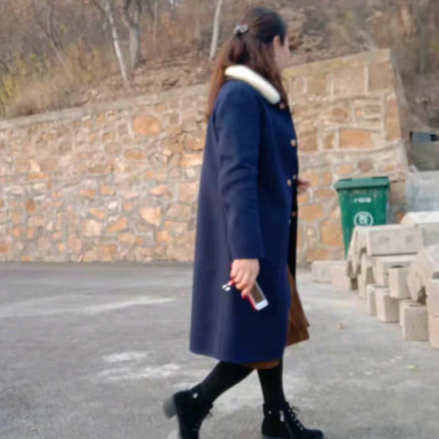 踏雪寻梅