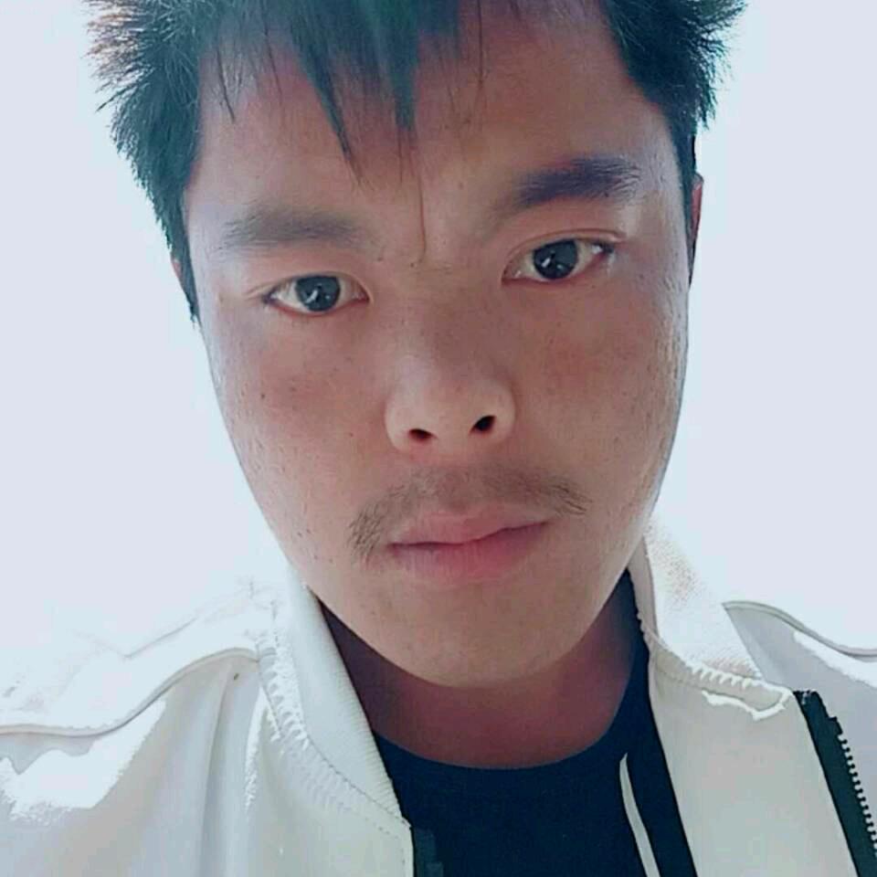 草莓招兴种植园，