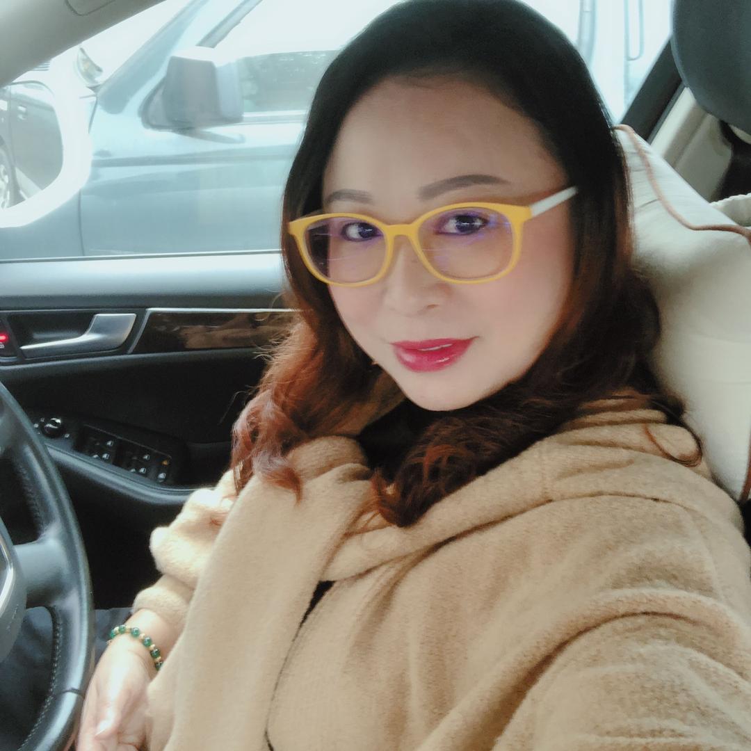 深圳德明晟冲床