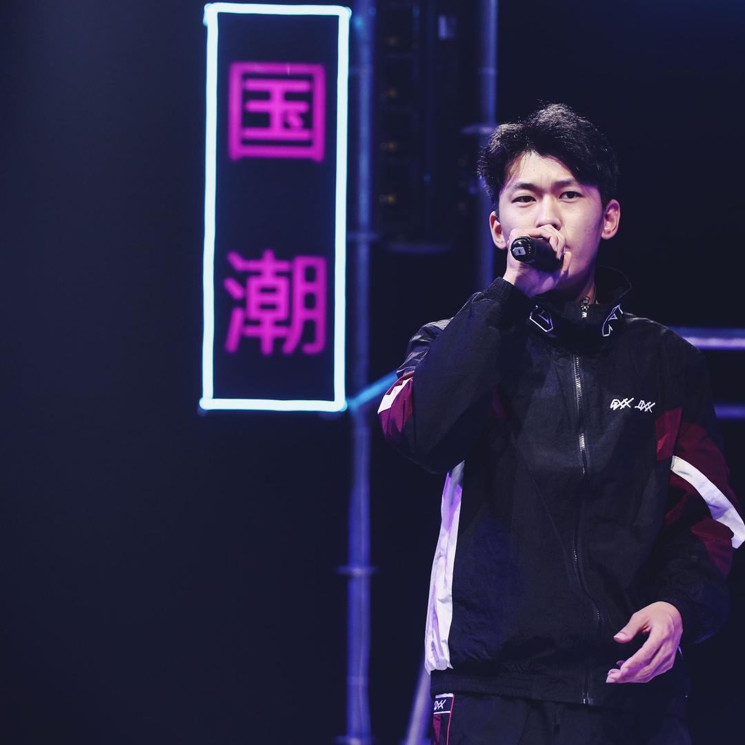 王小春啊