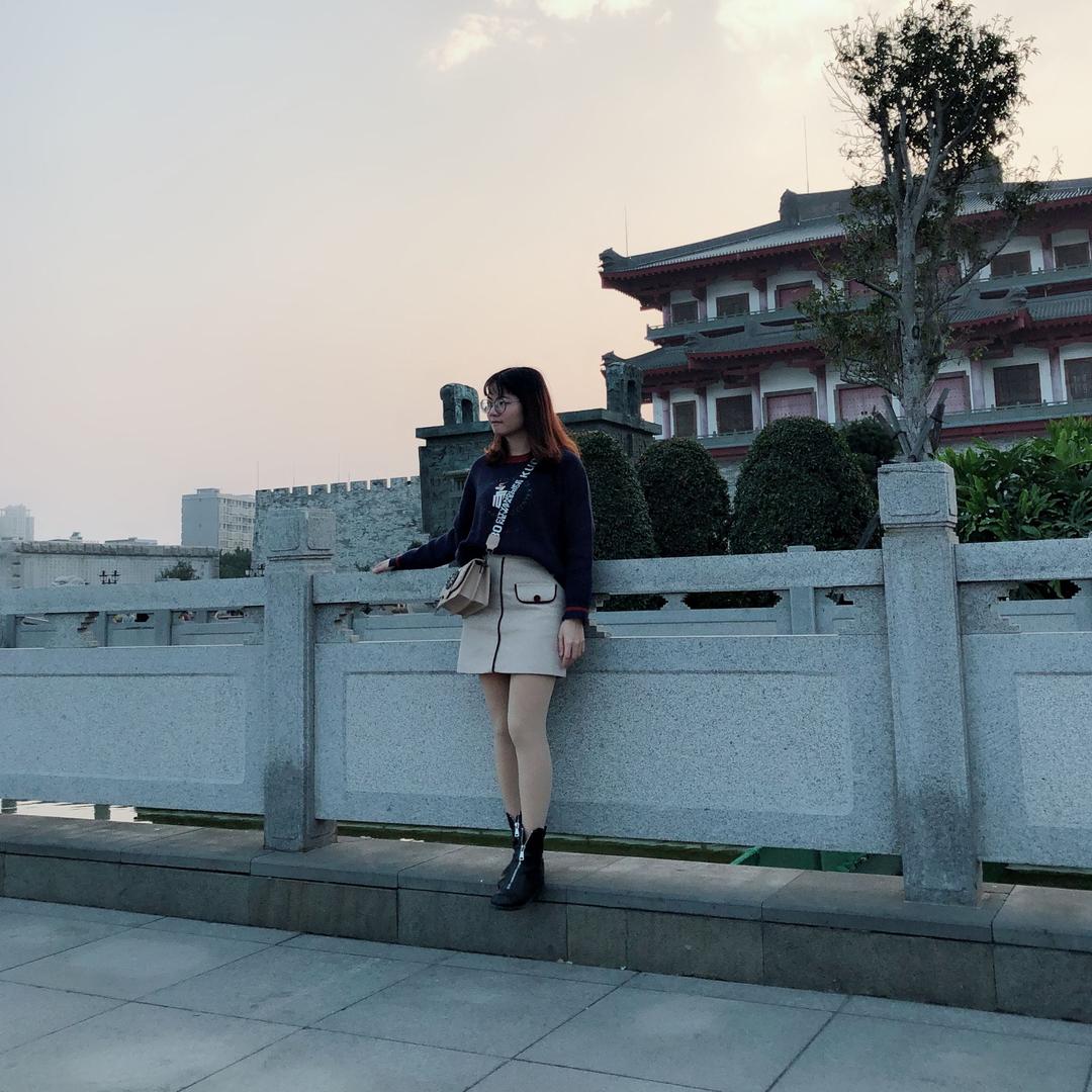 萌大君君