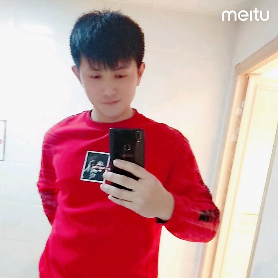 卖猪肉的帅哥