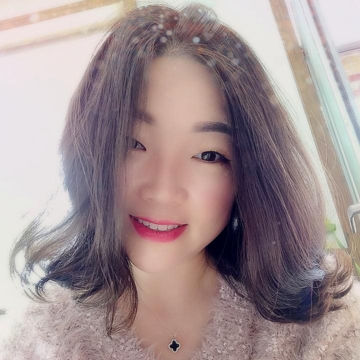 莉莉