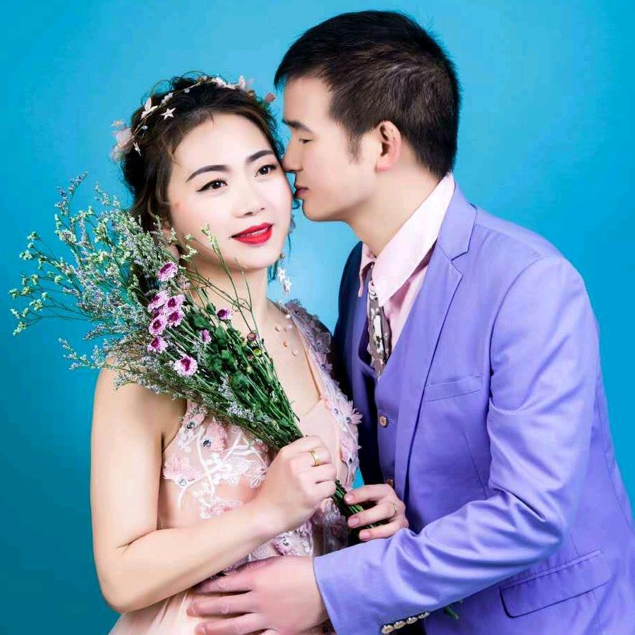 通山粤冠华门窗小徐