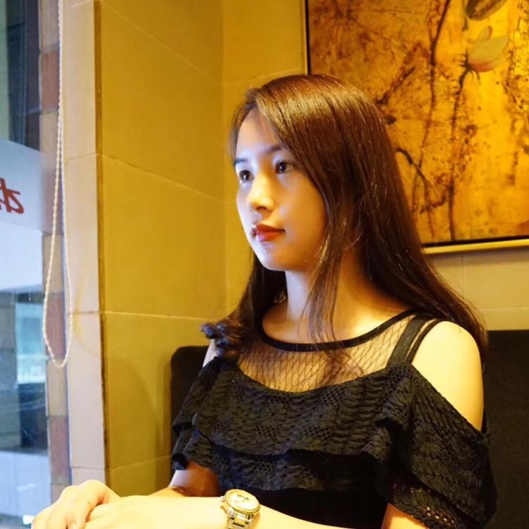 活泼小妖女
