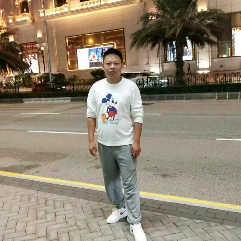 AA张标爬梯板车运输