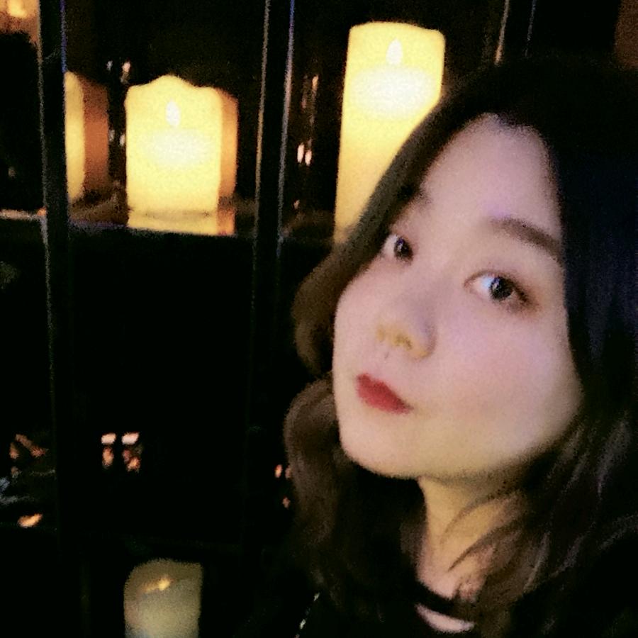 Xiao妍