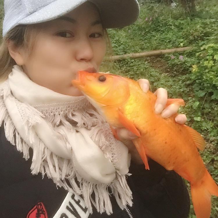 女钓手妖媚