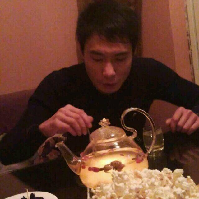 半个吻💋