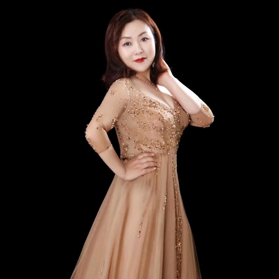 桦甸苗苗妈