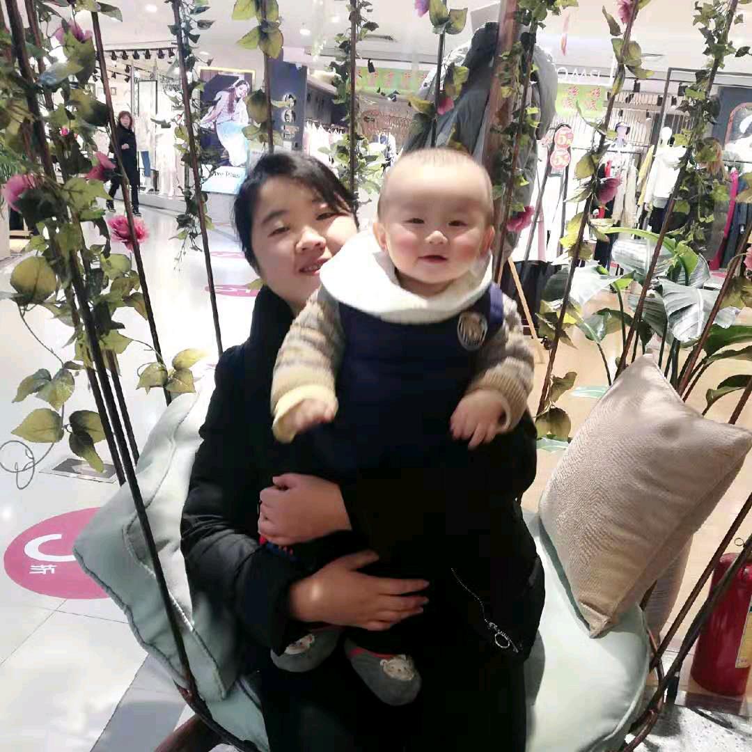 👨‍👨‍👧‍👦峻峻🌷唯唯