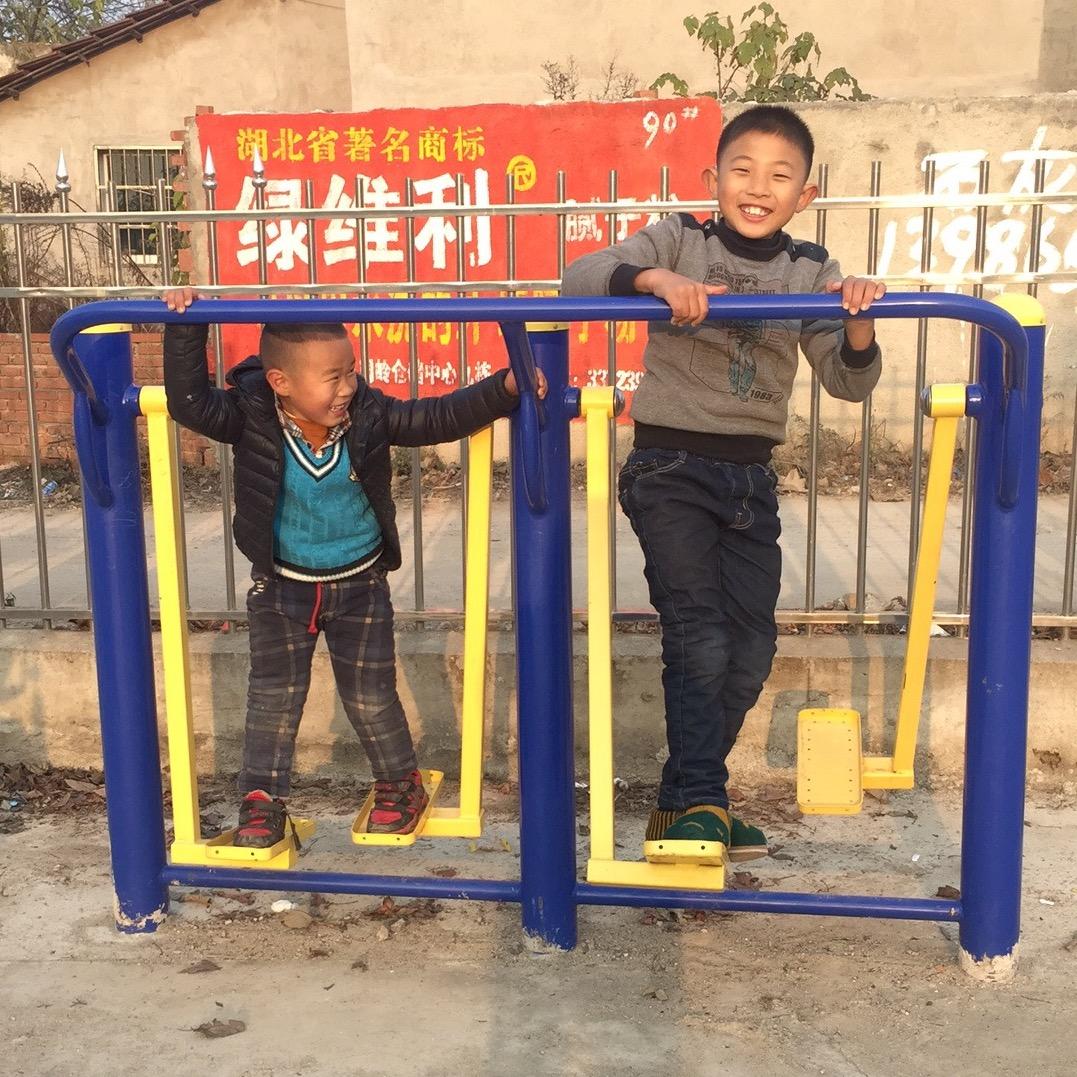 凤英，永旺门窗店