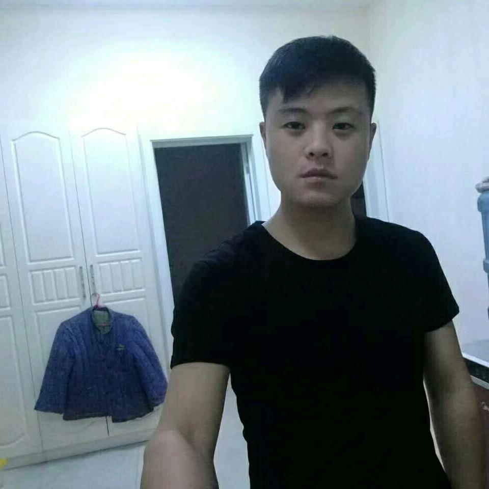 李、H涛