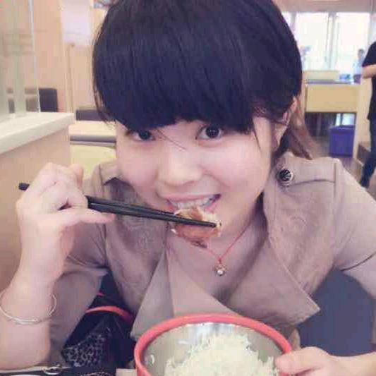 璐璐《小喵很忙品牌零食》