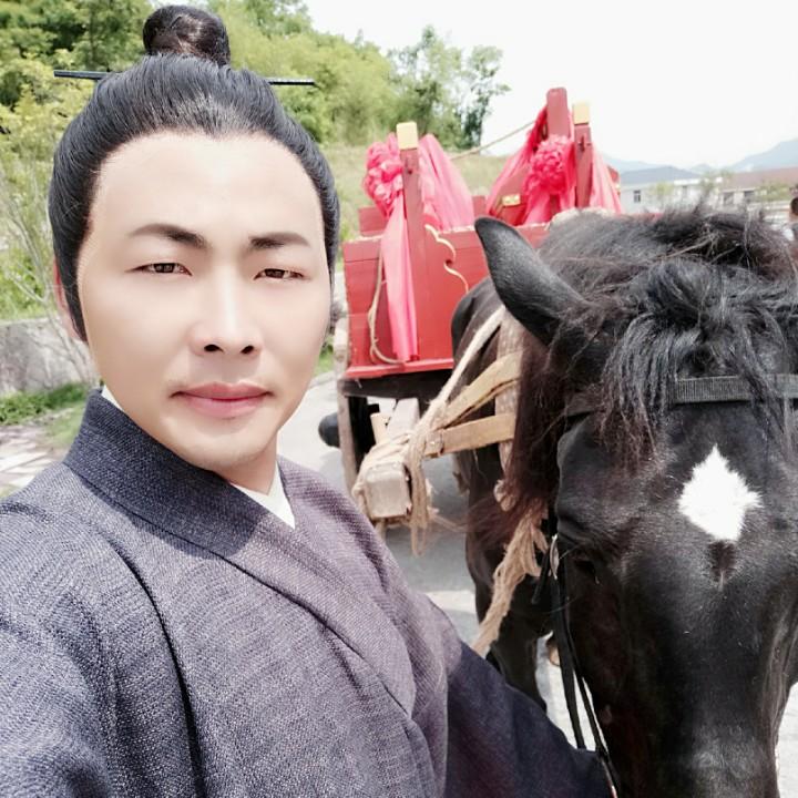 演员小果