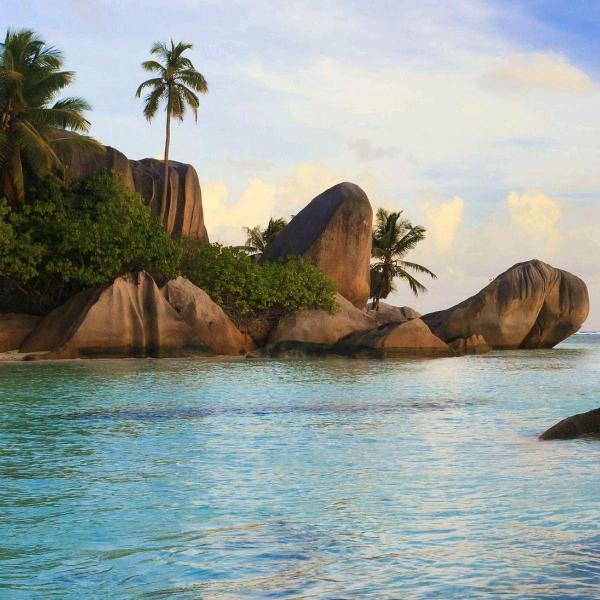 小江南云宝橡塑