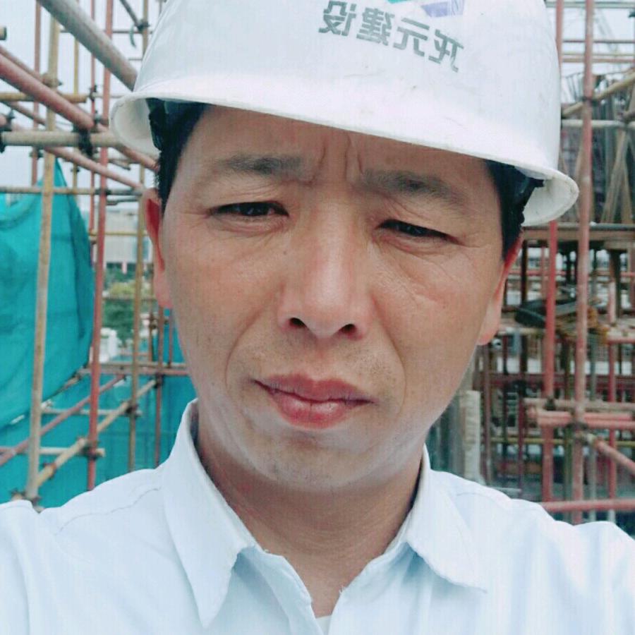 爱你的人