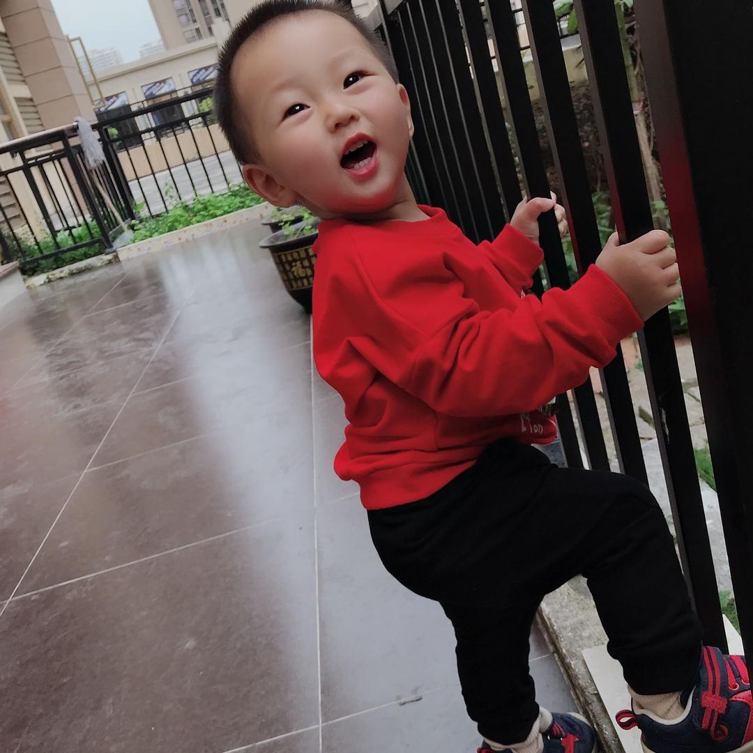 嘉敏大洞乡下山货店