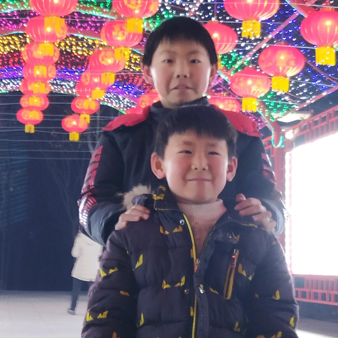 壁纸壁布冷热胶施工