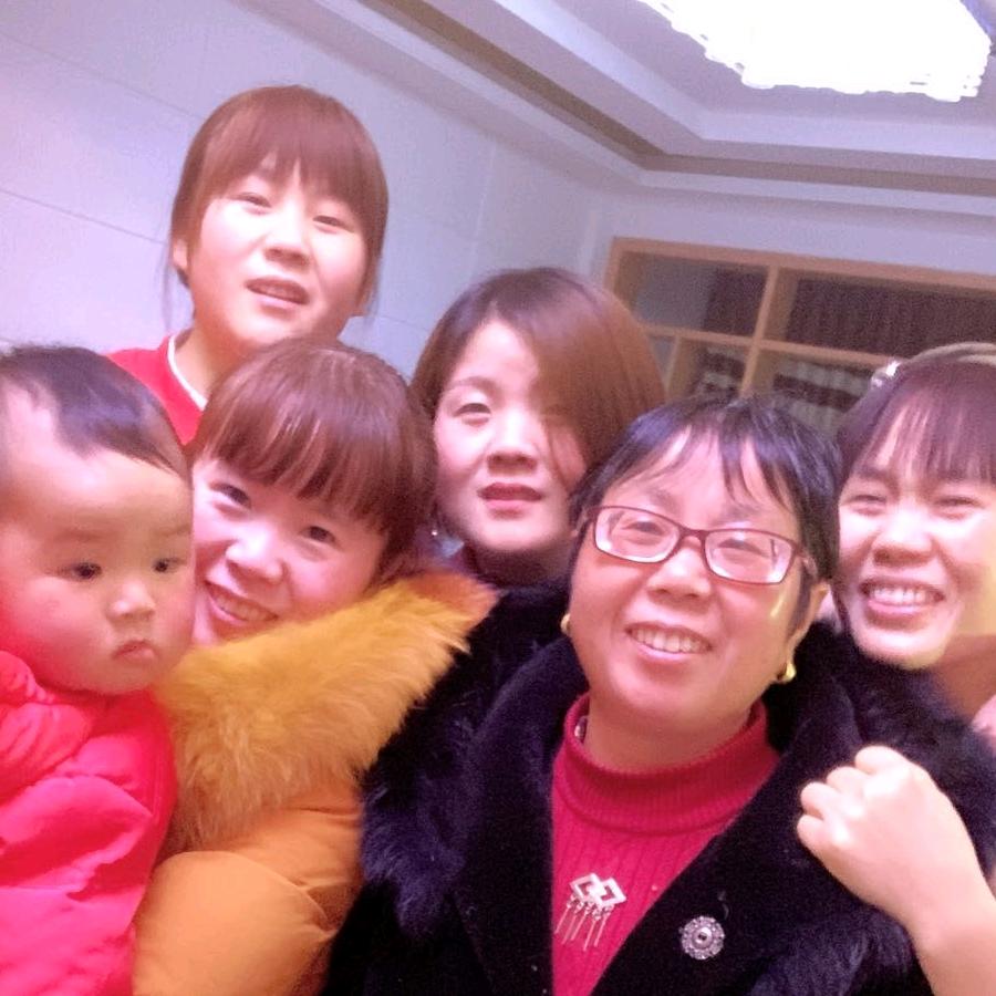 四朵金花的妈妈